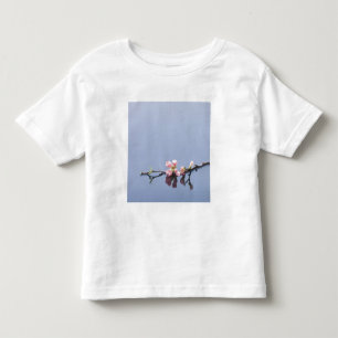 Kirschblüten auf Wasser Kleinkind T-shirt