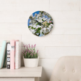 Kirschblüten. Große Wanduhr