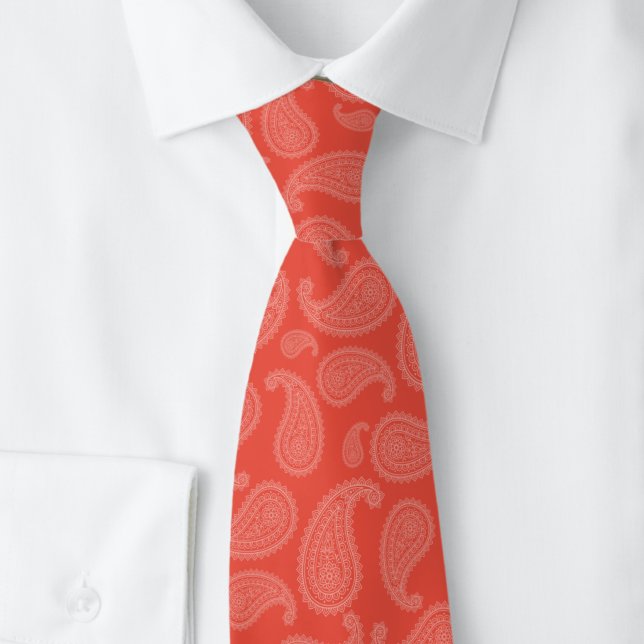 Kirschrotes Paisley Krawatte (Von Creator hochgeladen)