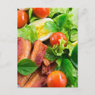 Kirschtomaten, Kräuter, Olivenöl, Eier und Schinke Postkarte
