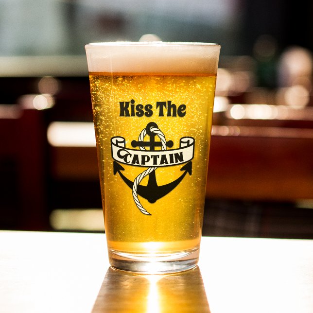 Kiss, Captain Nautical Funny Sailing Zitat Glas (Von Creator hochgeladen)