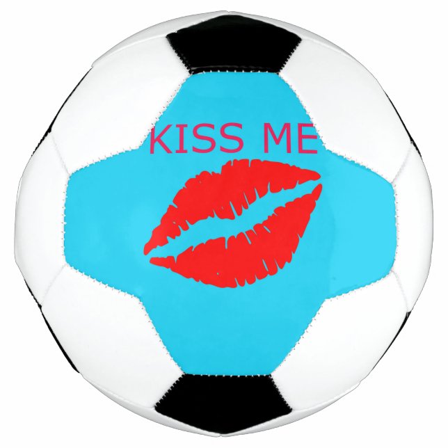 Kiss Me Fußball (Vorderseite)