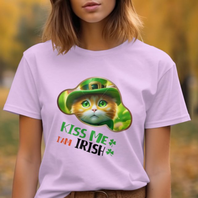 Kiss Me, ich bin irisch - Die Sache der grünen Kle T-Shirt (Von Creator hochgeladen)