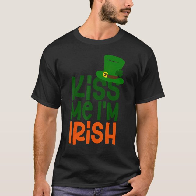 Kiss Me Ich bin Irish Leprechaun Hat St Patricks D T-Shirt (Vorderseite)