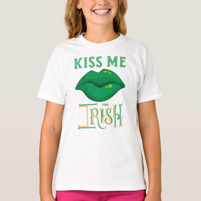 Kiss Me Ich bin Irish St. Patrick's Day Green Klee T-Shirt (Vorderseite)