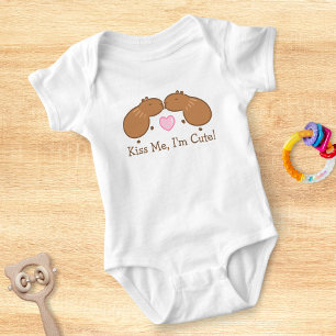 Kiss Me Ich bin Niedlich Funny Capybara Baby Strampler