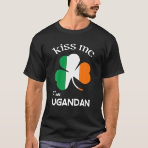 Kiss Me Ich bin Uganda Kleeblatt Uganda St. Patric T-Shirt