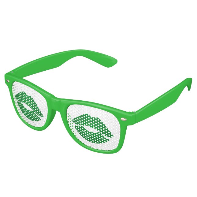 Kiss Me I'm Irish Fun Green St Patrick's Day Sonnenbrille (Schrägansicht)
