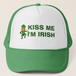 Kiss Me Im Irish Funny St Patricks Day Leprechaun Truckerkappe