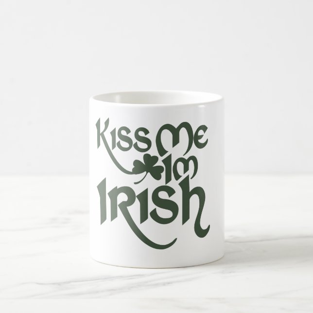 Kiss me Im Irish Tasse (Mittel)
