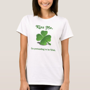 "Kiss Me" Kleeblatt St. Patrick's Day T-Shirt