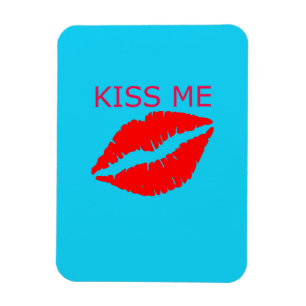 Kiss Me Magnet