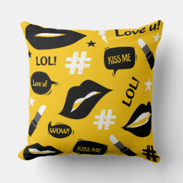 Kiss Me Pillow Kissen