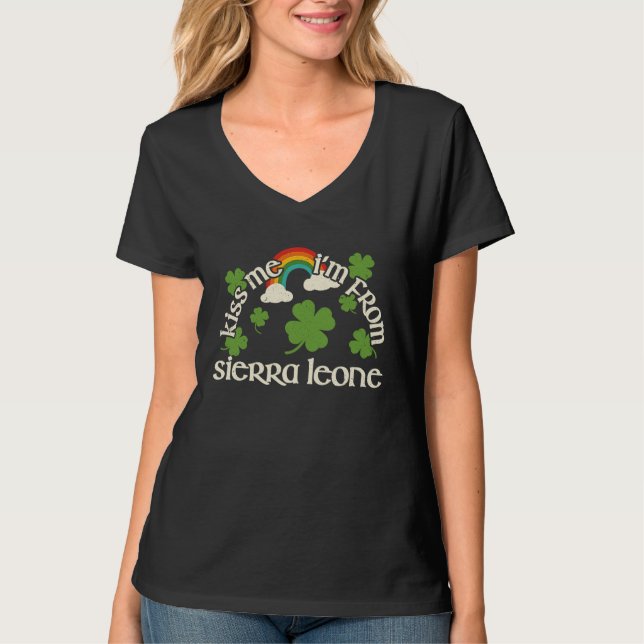 Kiss Me Shamrock  Funny St Patrick's Day Sierra Le T-Shirt (Vorderseite)