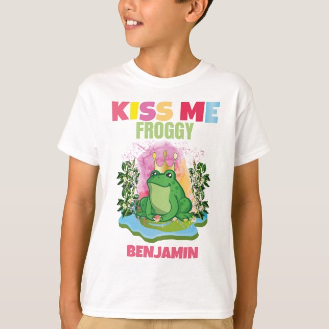 KISS MIR FROGGY PERSONALISIERTE, FARBHAFTE KINDER T-Shirt (Vorderseite)