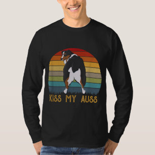 Kiss My Auss Funny Aussie Mama Aussie Owner Retro  T-Shirt