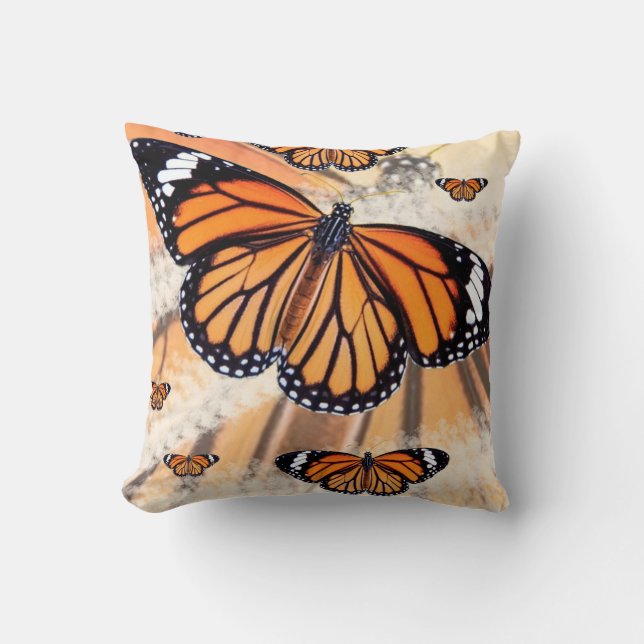 Kissen mit Monarchschmetterlingsdesign (Vorderseite)