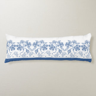 Kissenhülle mit individuellem Indigo-Blumenrand Seitenschläferkissen