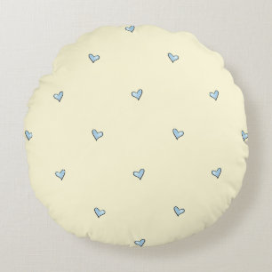 Kissenhülle mit kleinem blauen Herzprint für das K Rundes Kissen