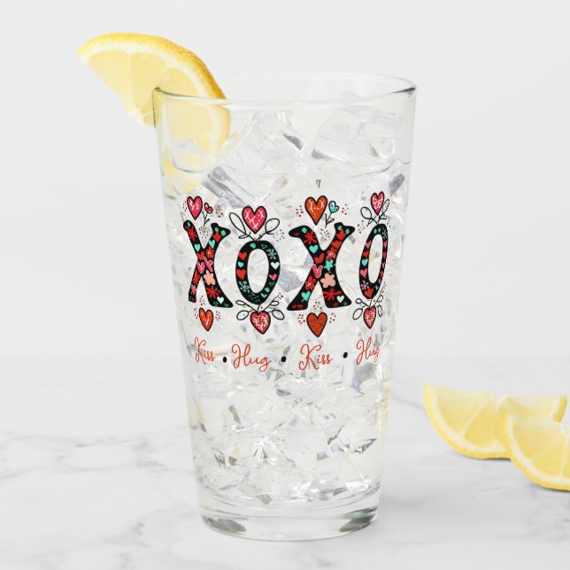 Kisses and Hugs doodle art Valentine Glas (Vorderseite Ice)