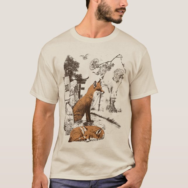 Kitsune - Traditional Japanese Streetwear Design T-Shirt (Vorderseite)