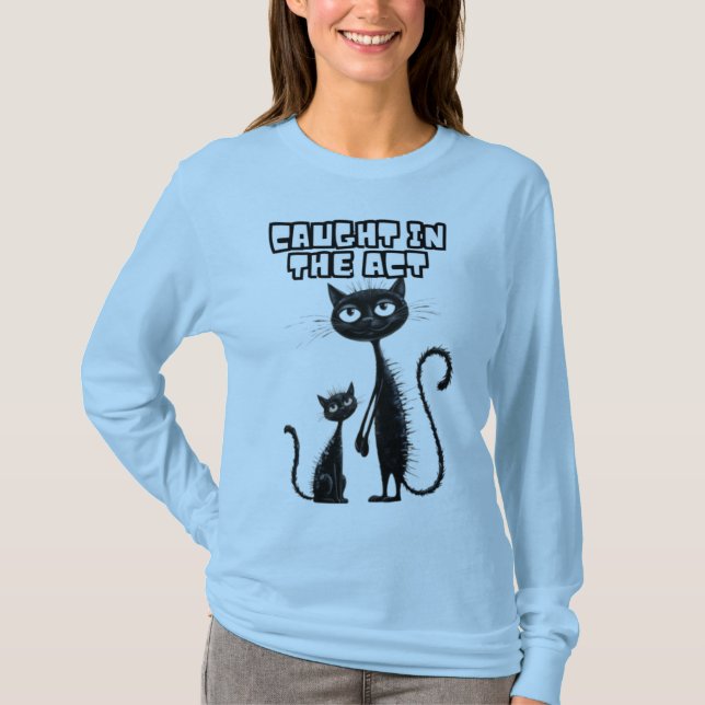 Kitten Duo: Black Kitten und ihre kleine Freundin T-Shirt (Vorderseite)