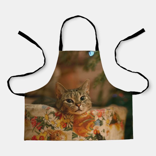 Kitten peeking hinter dem Christmas tree Schürze (Vorderseite)