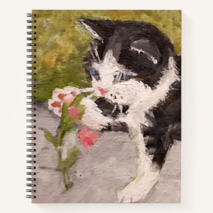 Kitten Playing mit rosa Blume Notizbuch