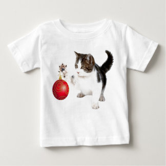Kitten ziert Ihren Baum Baby T-shirt