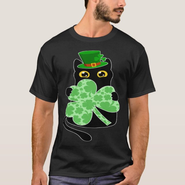 Kitty Schwarze Katze mit Kleeblatt St. Patricks Da T-Shirt (Vorderseite)
