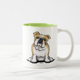 Kitz-weiße Bulldogge sitzen hübsches Zweifarbige Tasse