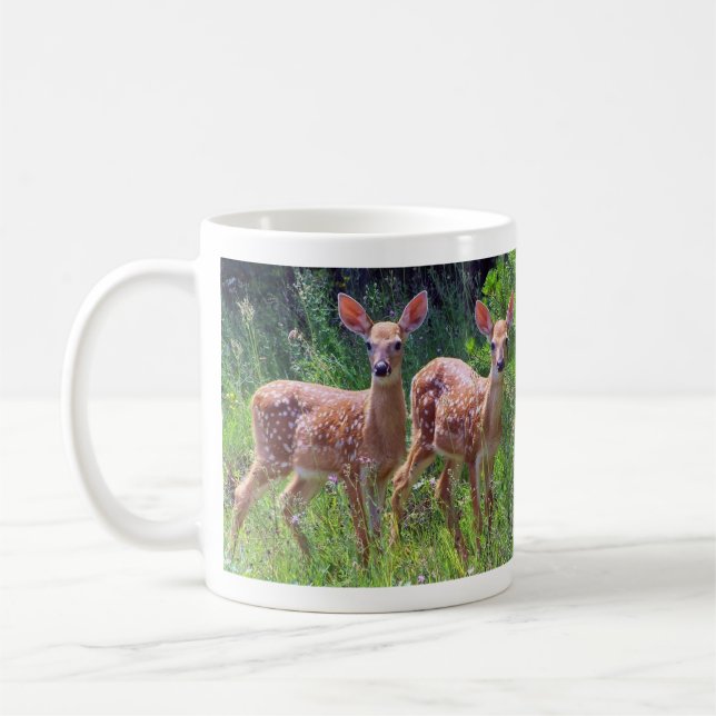 Kitz-Zwillinge in der Hawkweed-Tasse Tasse (Links)
