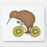 Kiwi-Reitfahrrad mit Kiwi-Rädern Mousepad<br><div class="desc">Kiwi-Reitfahrrad mit Kiwi-Rädern 

Entwurfsillustration durch Mike joos…
Netz http://www.mikejoos.com</div>