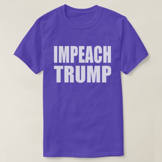 "KLAGEN Sie DEN TRUMPF" an (doppelseitig) T-Shirt (Design vorne)