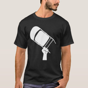 Klappstuhl Schwarze Faust Vergessen Sie nie Montgo T-Shirt