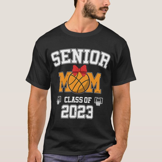 Klasse 2023 Uni Hochrangiger Mama Abschluss T-Shirt (Vorderseite)