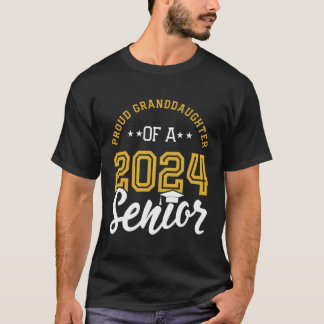 Klasse 2024 Abschluss Stolz Senior Granddaughte T-Shirt