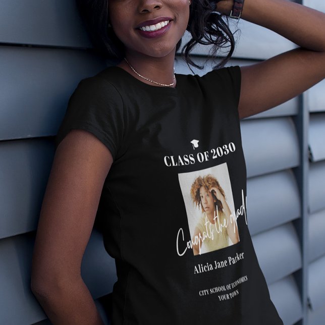 Klasse 2025 Foto Graduate Glückwunschs T-Shirt (Von Creator hochgeladen)