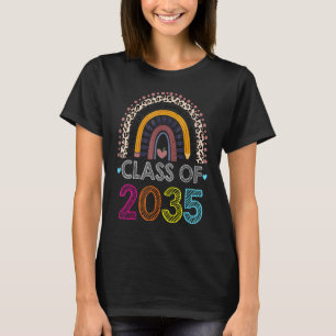 Klasse 2034 Rainbow Pink Graduate Preschool Art T-Shirt