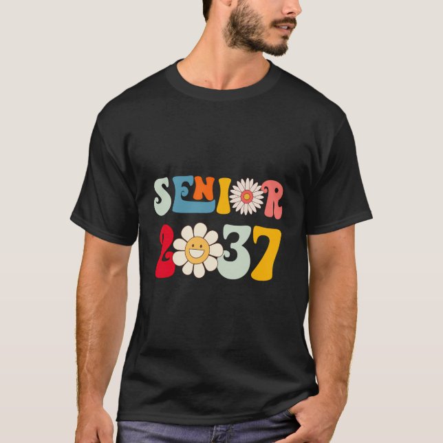 Klasse 2037 im Jahr 2037 Rückkehr zur Schulgra T-Shirt (Vorderseite)