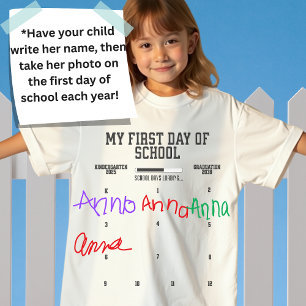 Klasse 2038 K-12 Jährlicher Erster Tag der Schule T-Shirt