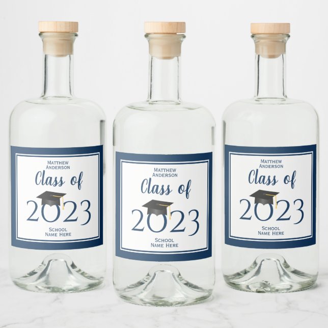 Klasse der Elegant Navy Blue Graduation Party 2023 Alkoholflaschenetikett (Flaschen)