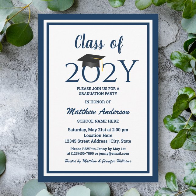 Klasse der Elegant Navy Blue Graduation Party 2023 Einladung (Von Creator hochgeladen)