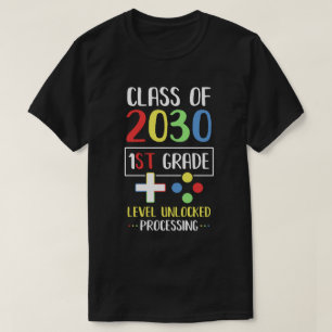 Klasse der Entsperrung für die 1. Stufe des 2030- T-Shirt
