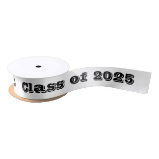 Klasse des Abschluss Day 2025 von Janz White Satinband