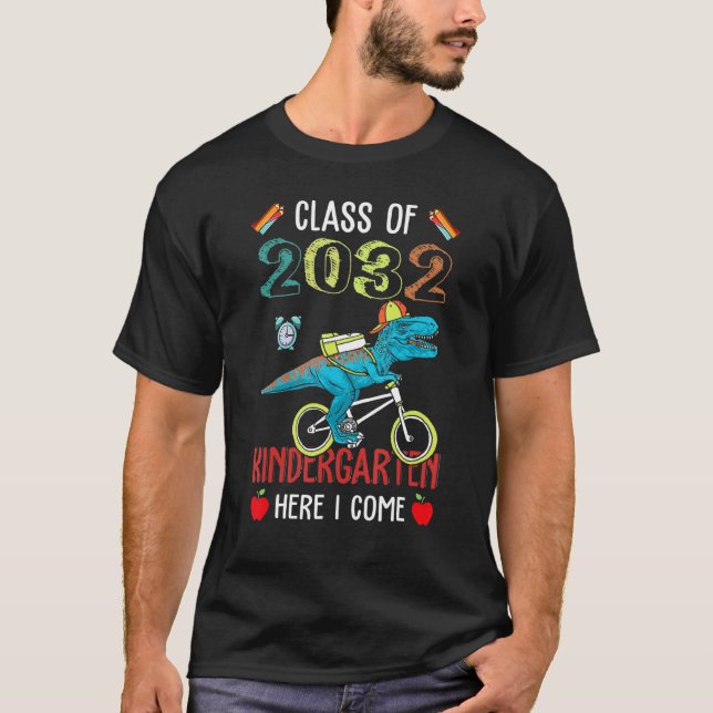 Klasse des Abschlusses 2032 T-Shirt (Vorderseite)