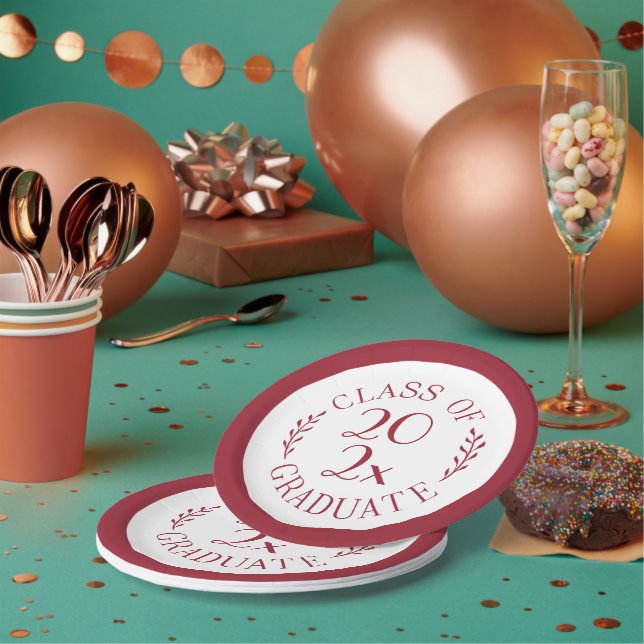 Klasse des Abschlusses "Graduate Burgundy Border"  Pappteller (Multi)