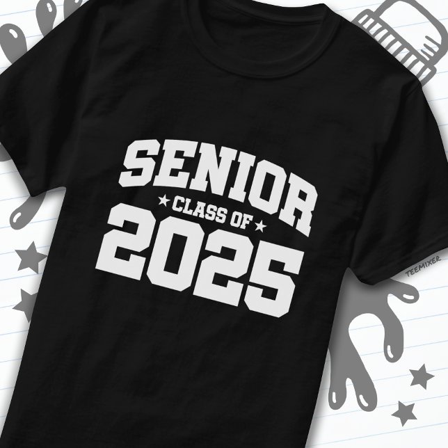 Klasse des Abschlusses in der Oberschule 2025 Seni T-Shirt (Von Creator hochgeladen)
