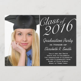 Klasse des Chalkboard-Portraits der Graduationspar Einladung