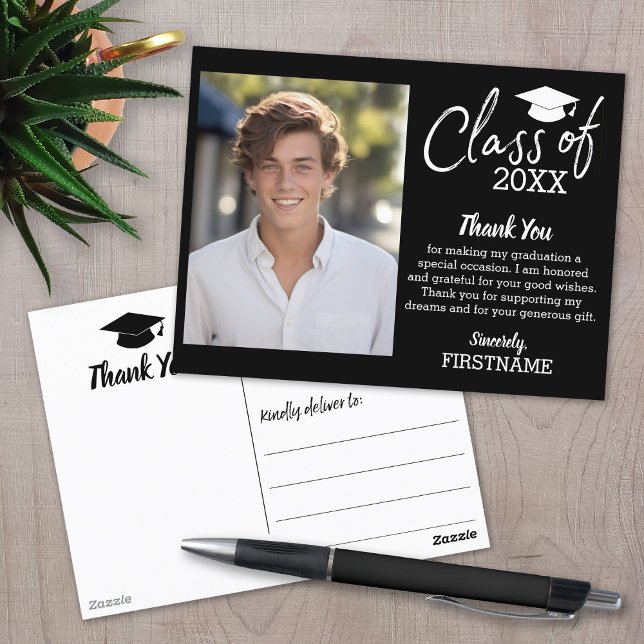Klasse des JAHRES Abschluss Danke, Script Black Postkarte (Graduation Thank You Postcard)
